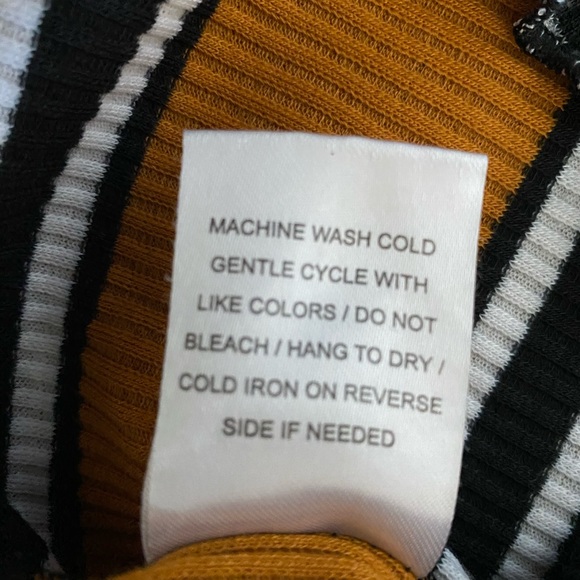 Striped Long Sleeve Shirt - Picture 6 of 7